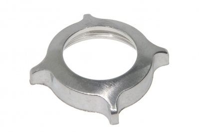 Накатная гайка (кольцо зажимное) для мясорубки Braun 67000903
